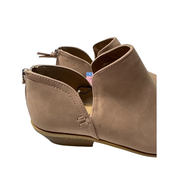 Serra Tan Ankle Booties With Back Zipper and Low Heel Women's Size 8 - Picture 2 of 14